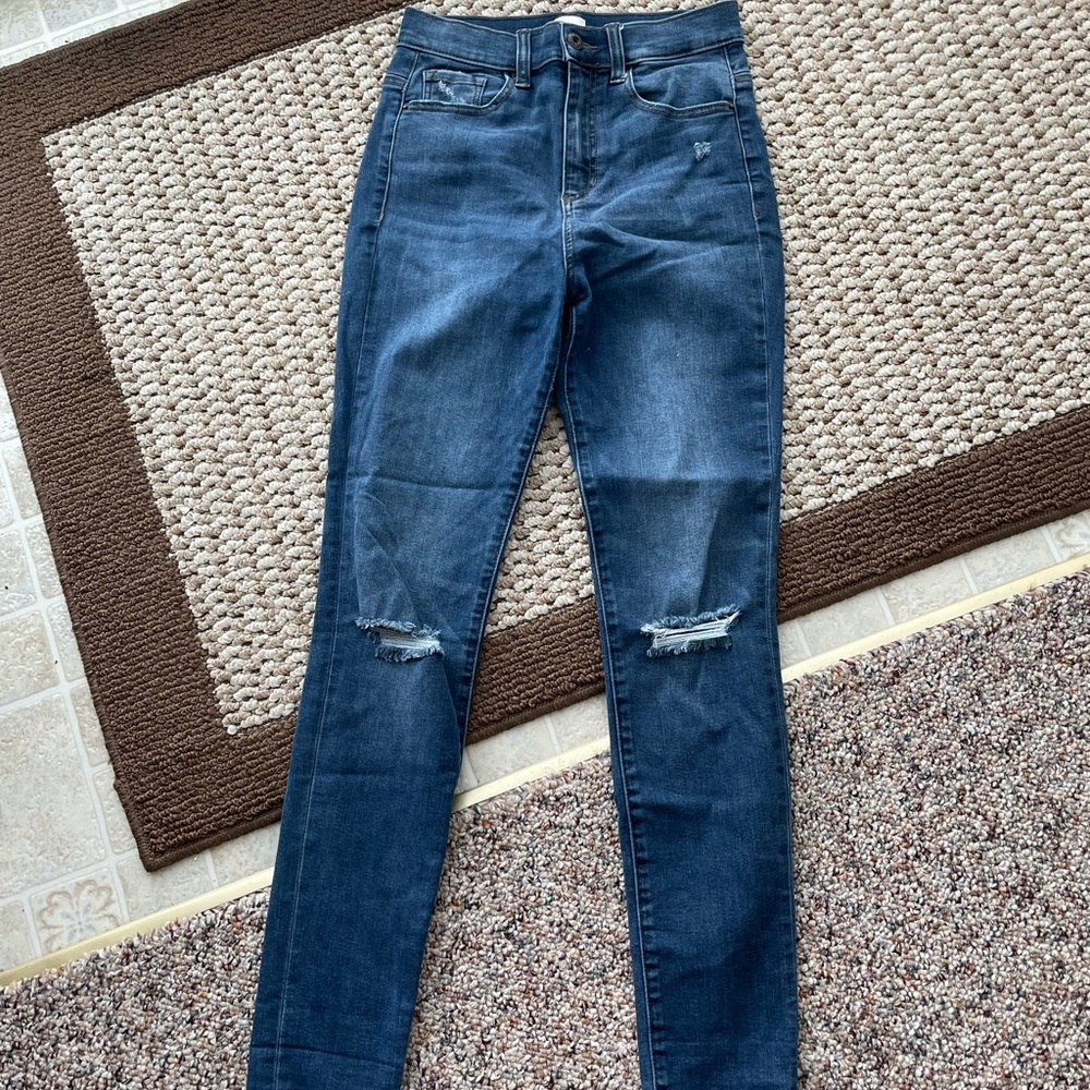 Sneak Peek jeans ✨